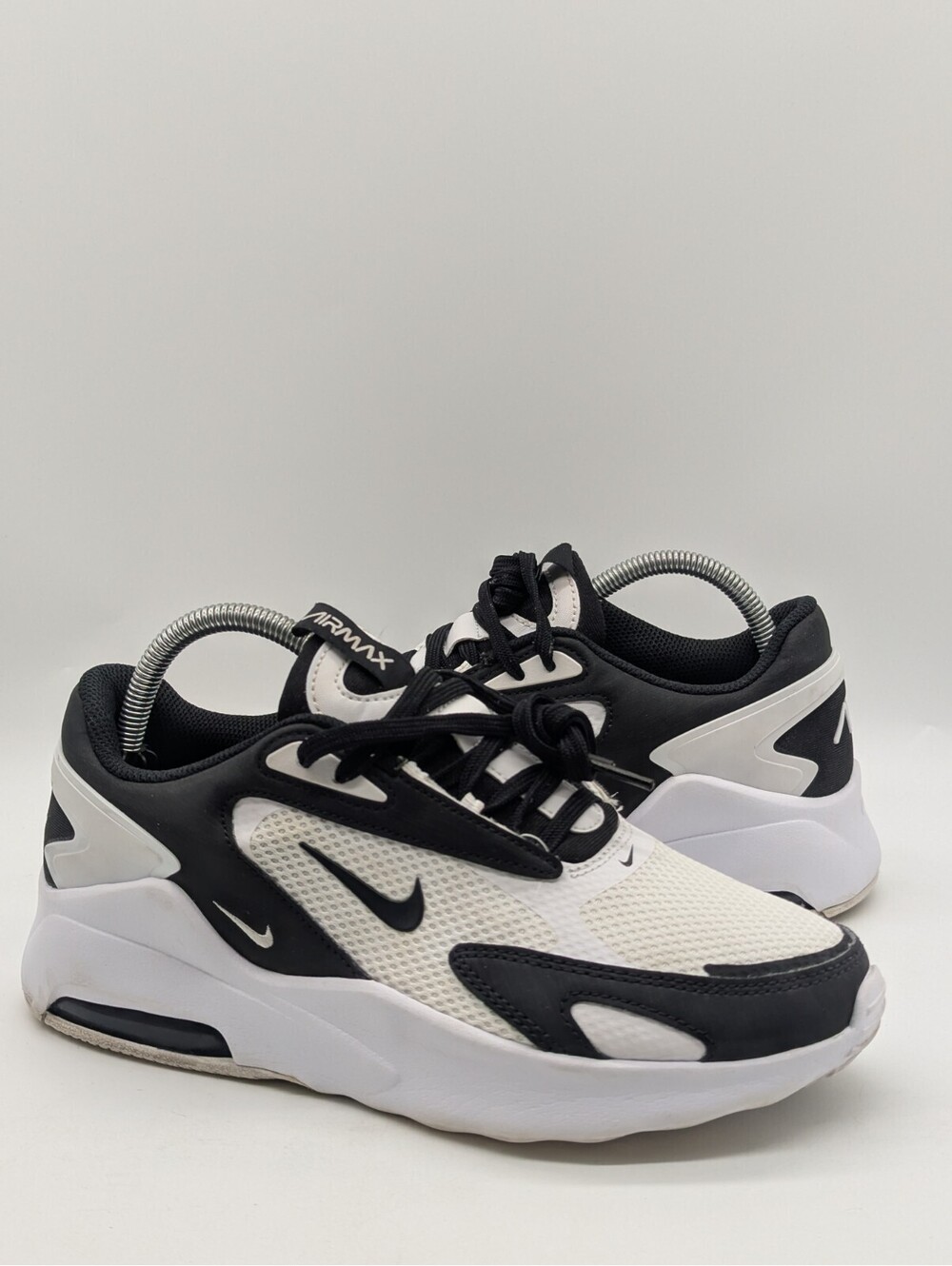 Nike Air Max Bolt Womens Size 8.5 / Kids 7Y White Black Shoe Sneakers CU4152-101